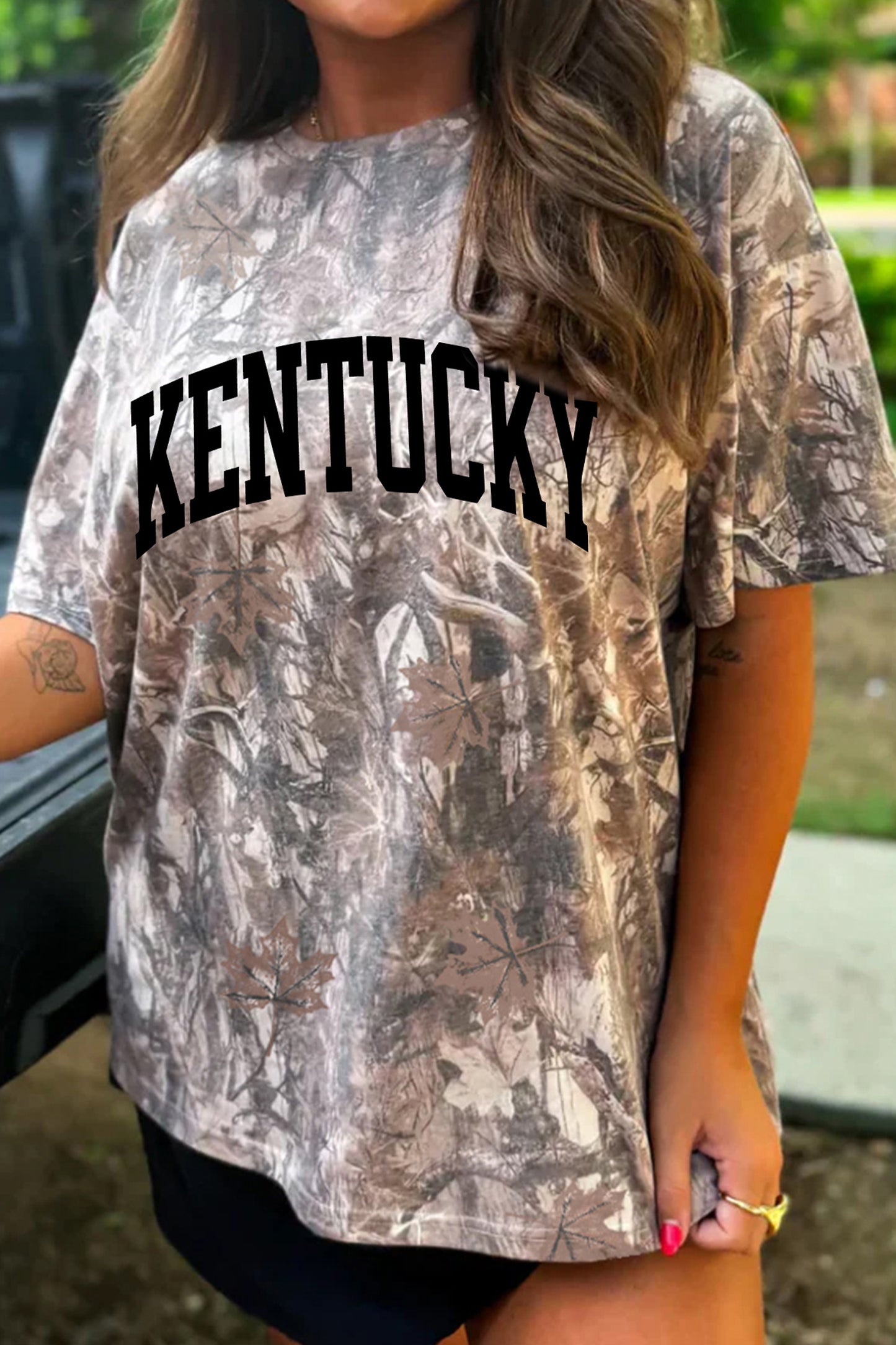 Camiseta extragrande KENTUCKY de camuflaje Woodland caqui