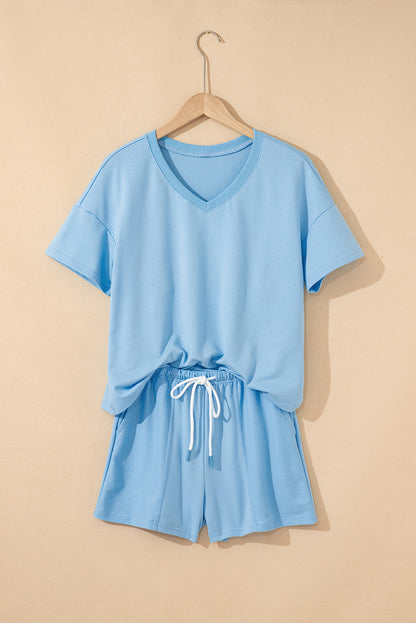 Conjunto de camiseta Myosotis con cuello en V y hombros caídos, y shorts con cintura elástica y cordón de retazos