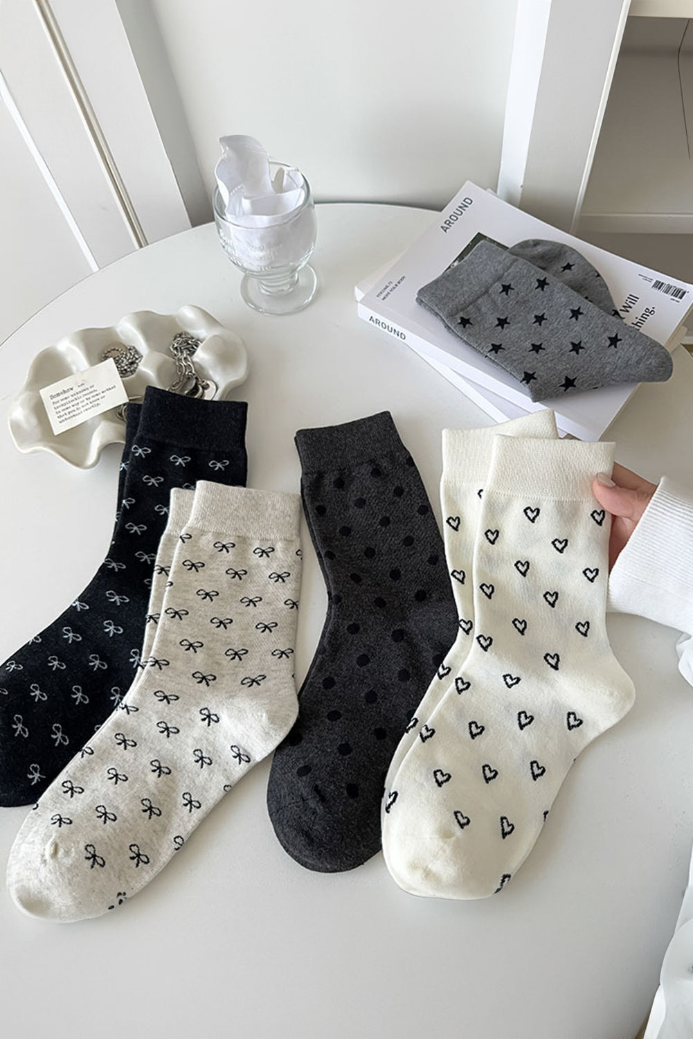White Bow Knots Ribbed Edge Crew Socks - Snoopy's Closet