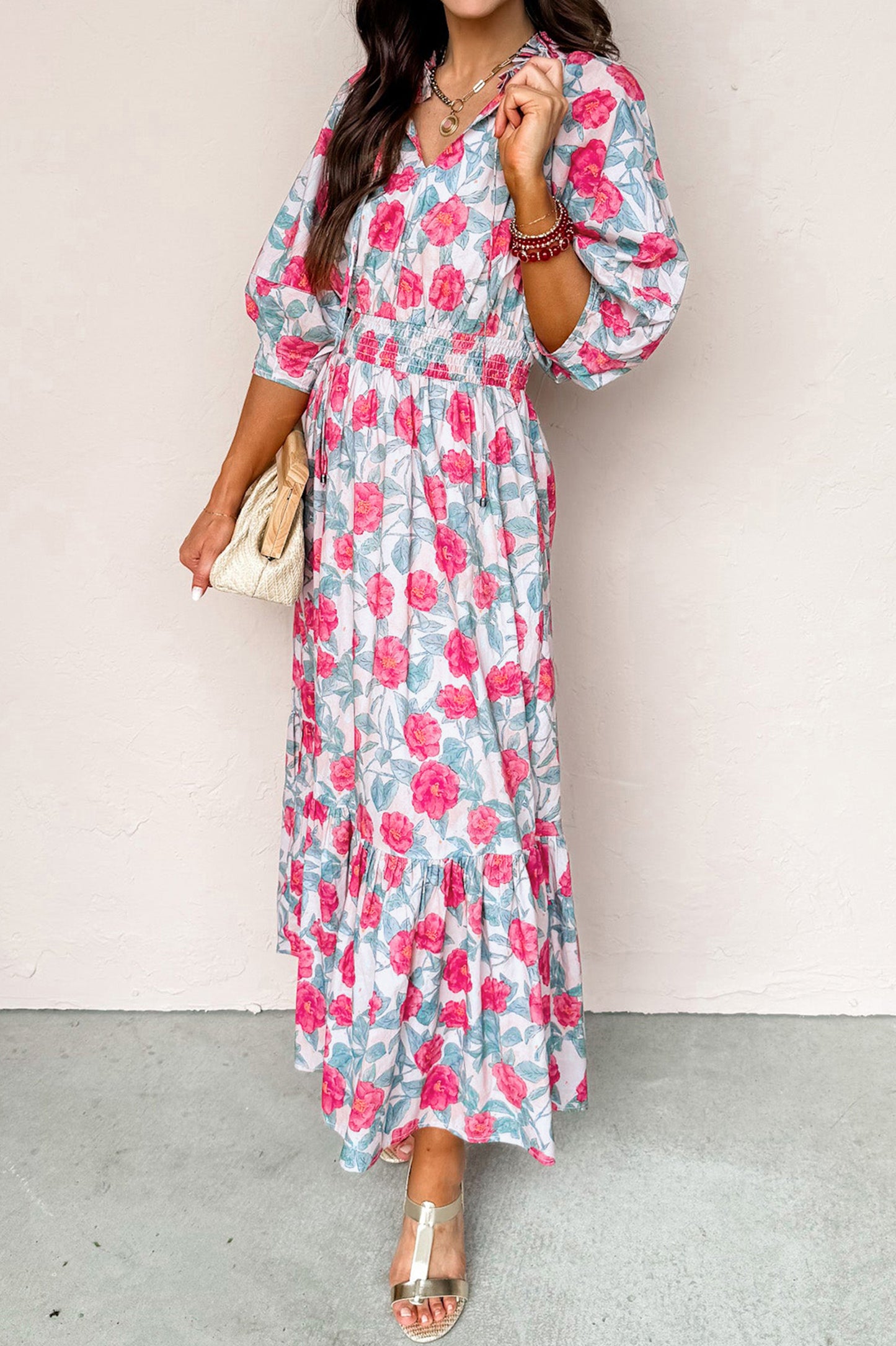 Vestido midi elegante rojo con manga abullonada y estampado floral