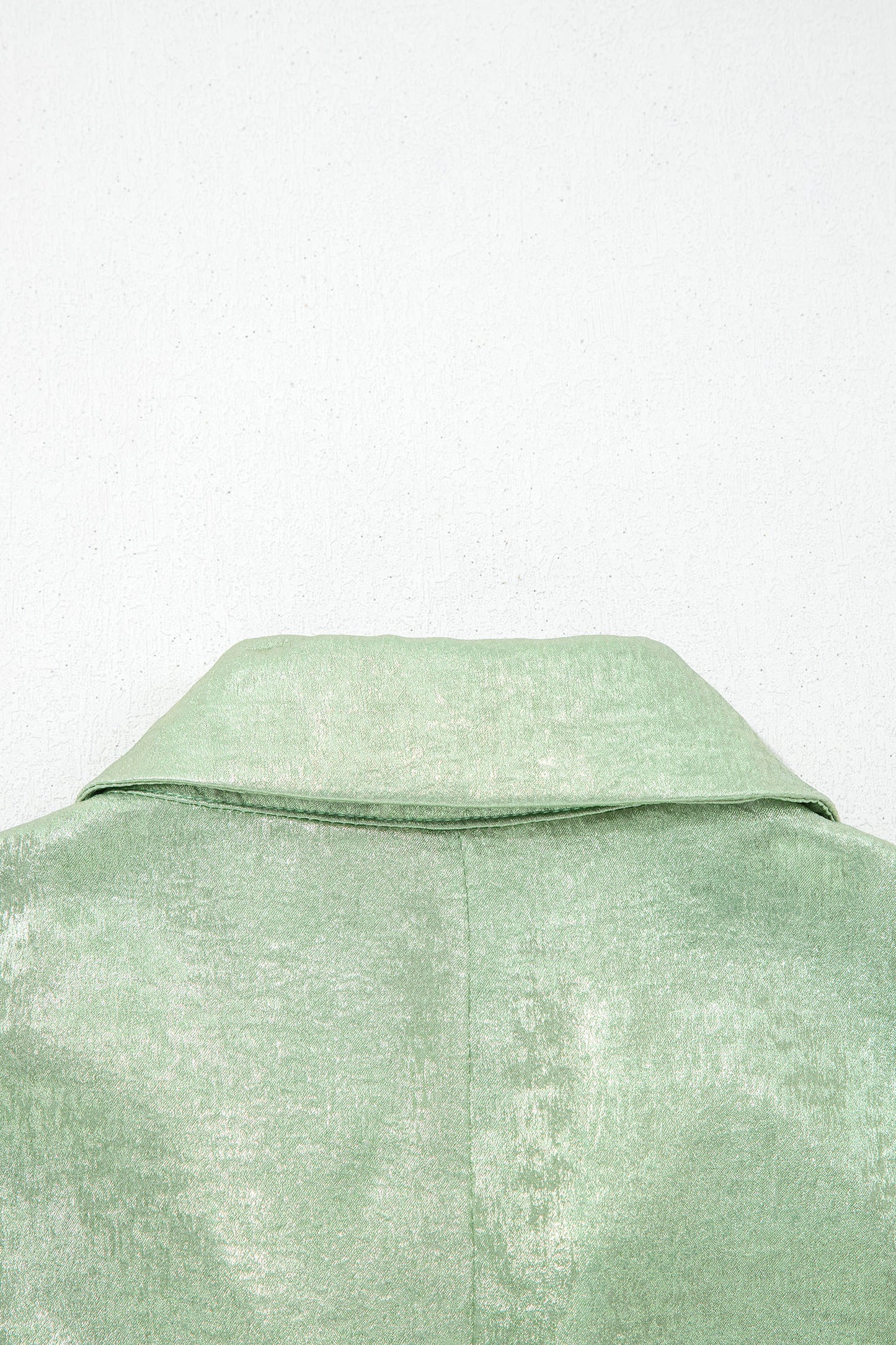 Top metálico de manga tres cuartos con cuello en V en color Aqua
