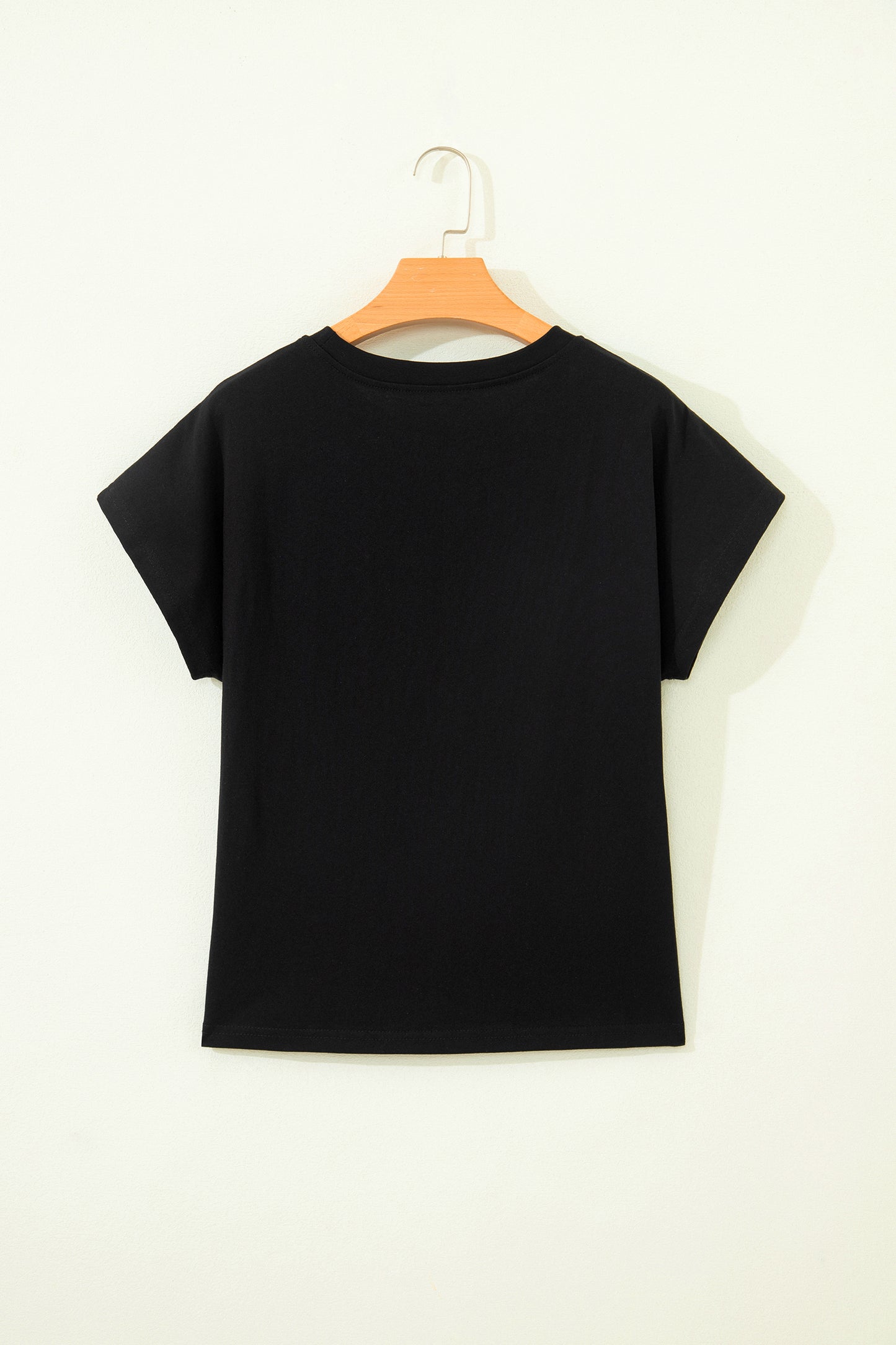 Camiseta de algodón con cuello redondo, lazo de leopardo negro bordado