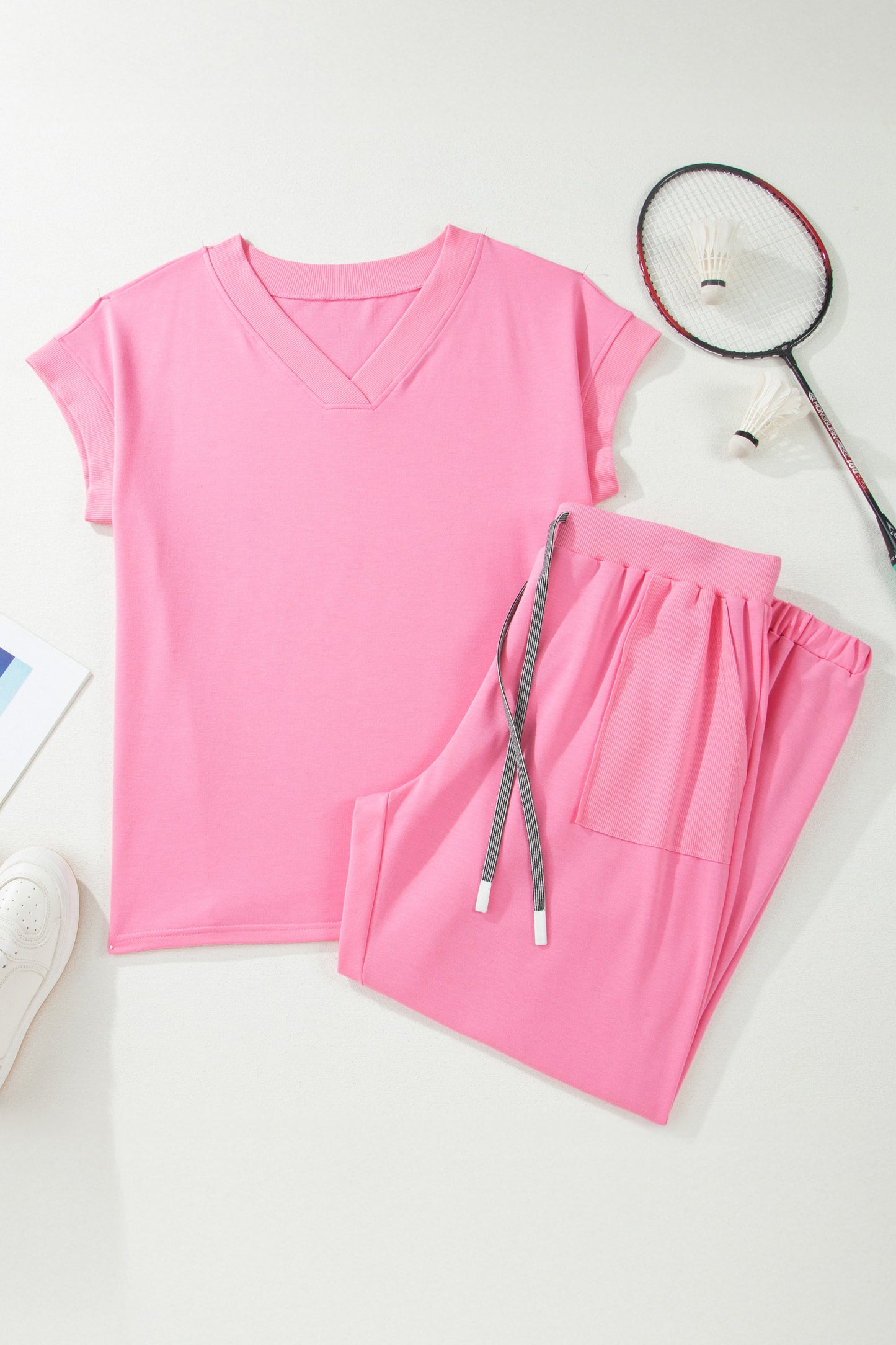 Conjunto de camiseta con cuello en V sólida y pantalones con cordón Bonbon de talla grande