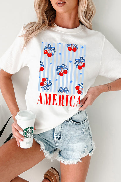 Camiseta patriótica de cuello redondo con gráfico de cereza con lazo blanco de AMÉRICA