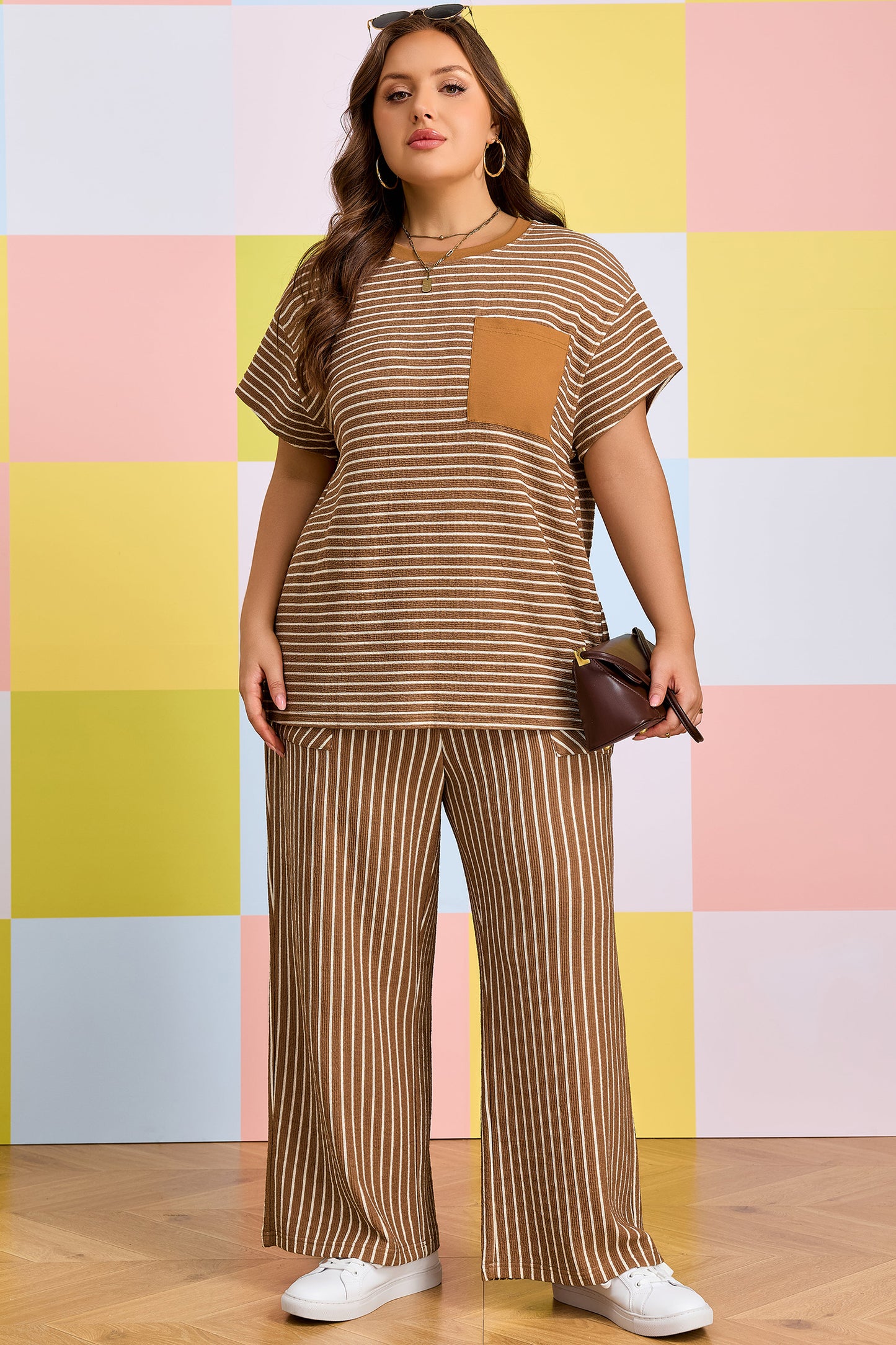 Conjunto de descanso de talla grande a rayas caqui con bloques de color y bolsillos