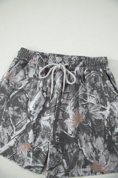 Pantalón Corto Elástico con Estampado de Hojas de Arce Abstractas Grises