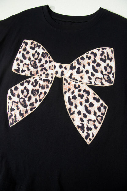 Camiseta de algodón con cuello redondo, lazo de leopardo negro bordado