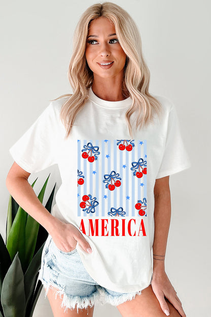 Camiseta patriótica de cuello redondo con gráfico de cereza con lazo blanco de AMÉRICA