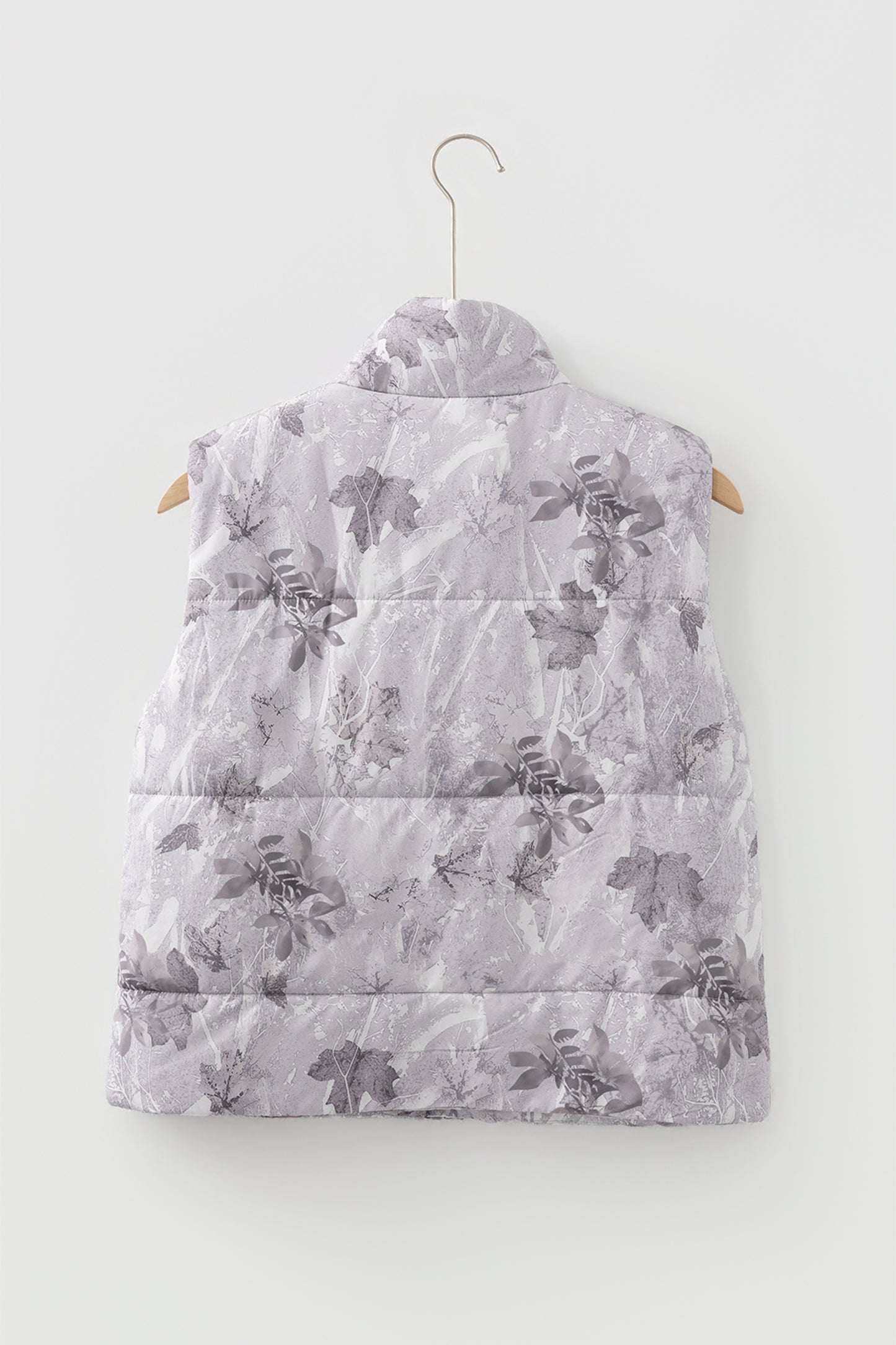 Chaleco acolchado de invierno con estampado de hojas de camuflaje gris