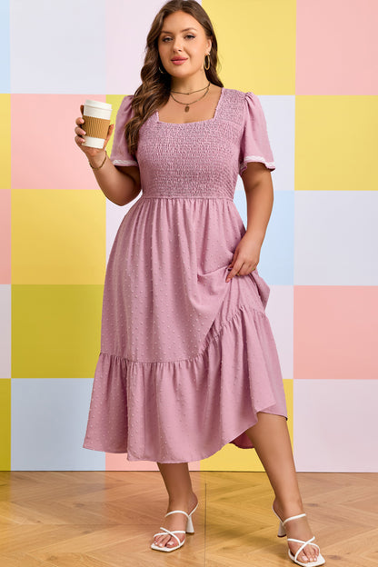 Vestido Midi Fluido Rosa Talla Grande con Manga Corta, Puntos Suizos y Cintura Fruncida