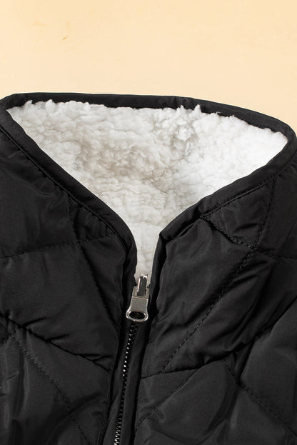Abrigo tipo chaleco acolchado con cremallera y forro polar negro