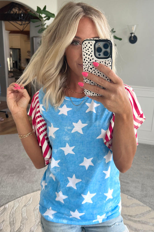 Top azul cielo vintage con estampado de estrellas, rayas y mangas con volantes, ideal para el Día de la Independencia
