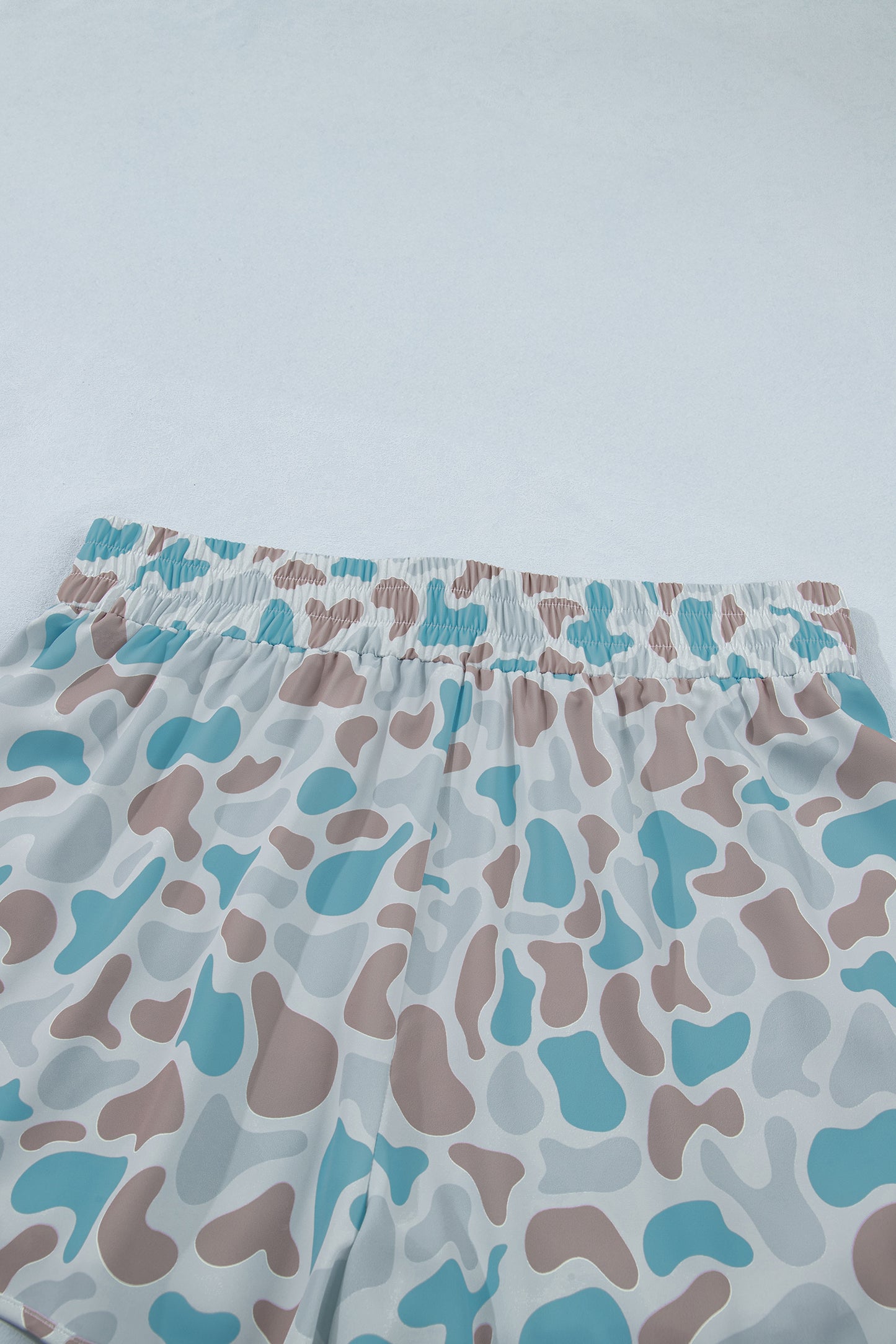 Pantalones cortos deportivos de camuflaje de talla grande con cintura elástica y multicolores