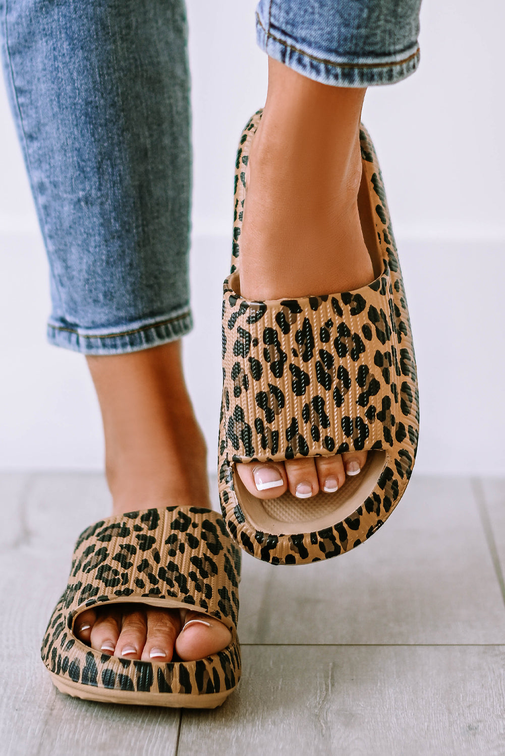 Pink Leopard Print Thick Sole Slip On Slippers - Snoopy's Closet
