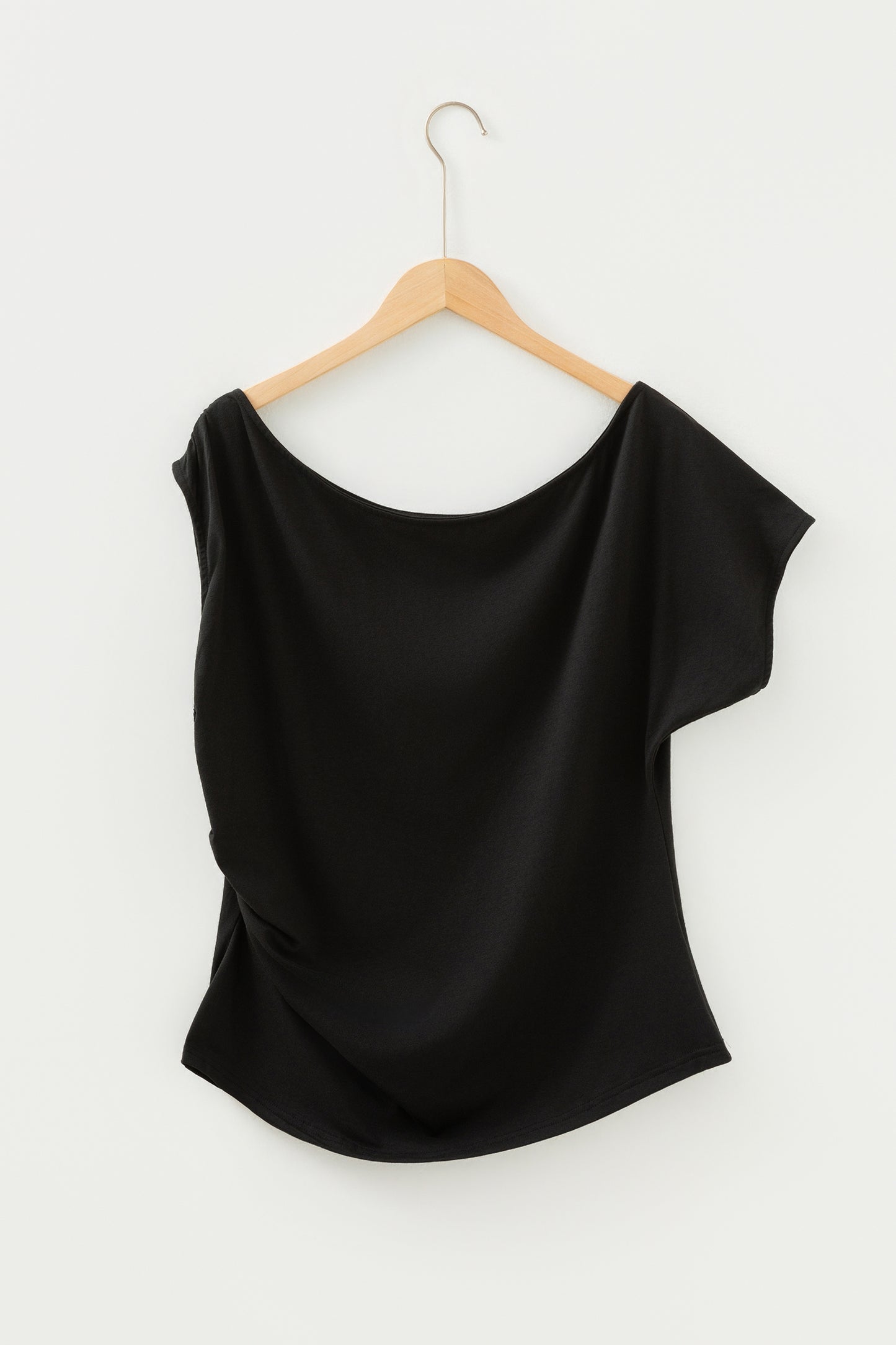 Black Plus Size Solid Color Asymmetric Neck Short Sleeve Blouse - Snoopy's Closet