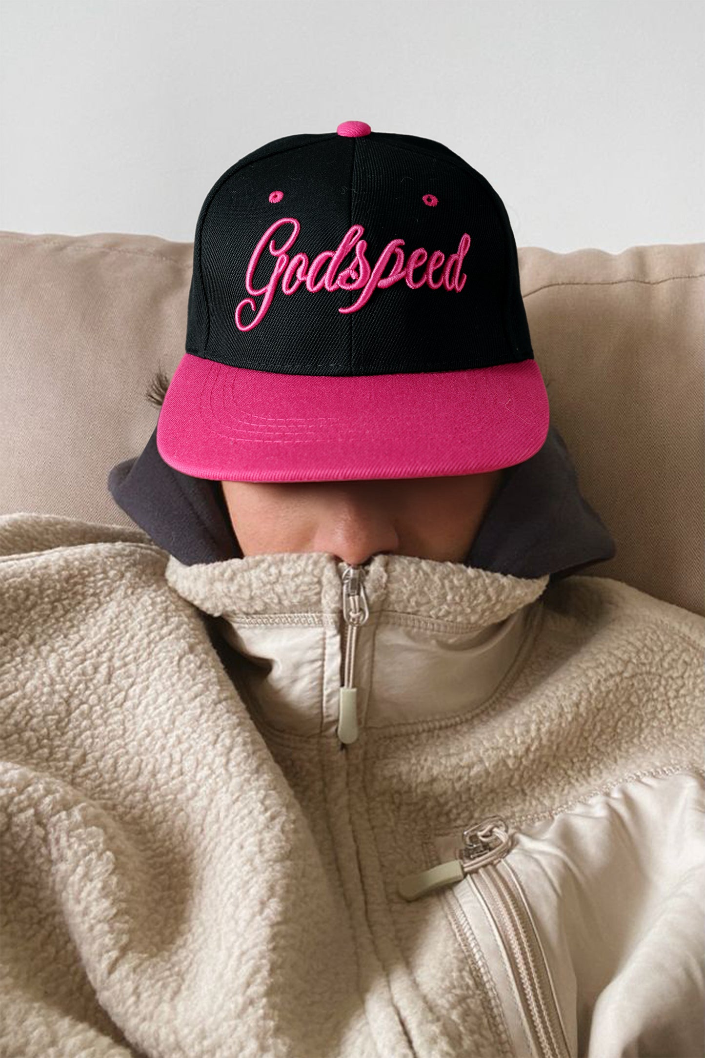 Gorra bordada de bloque de color con la letra Godspeed Rosa Roja