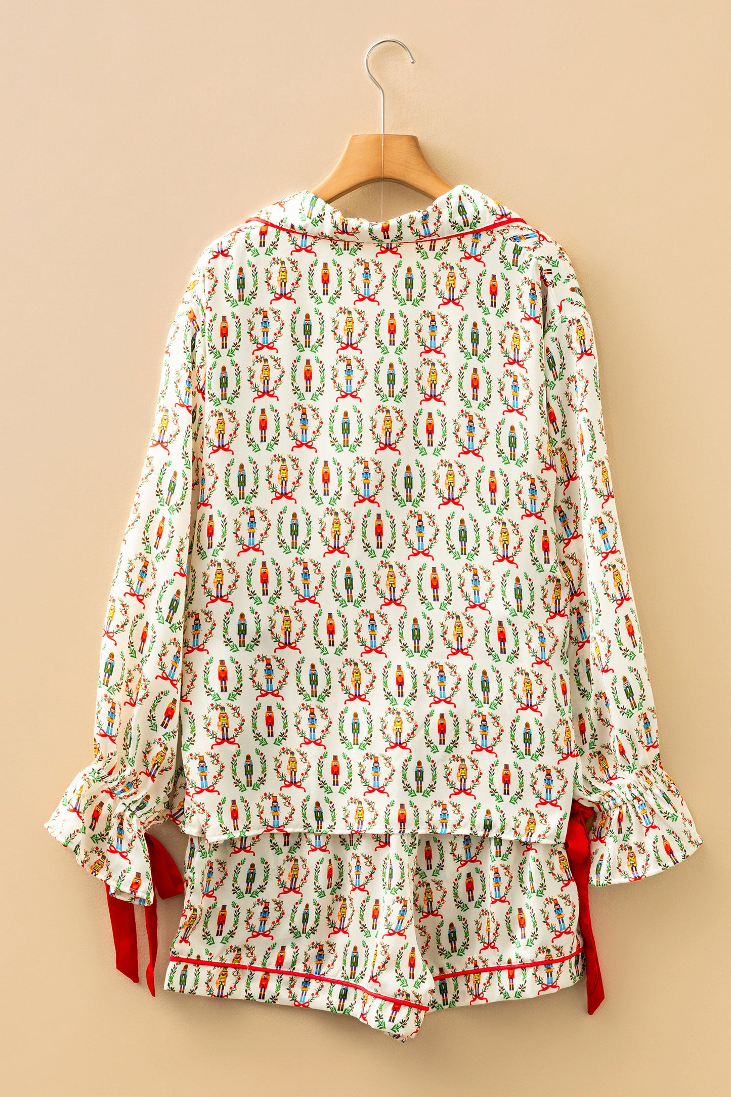 Beige Nutcracker Print Contrast Trim Tied up Bow Silky 2pcs Pajama Set - Snoopy's Closet