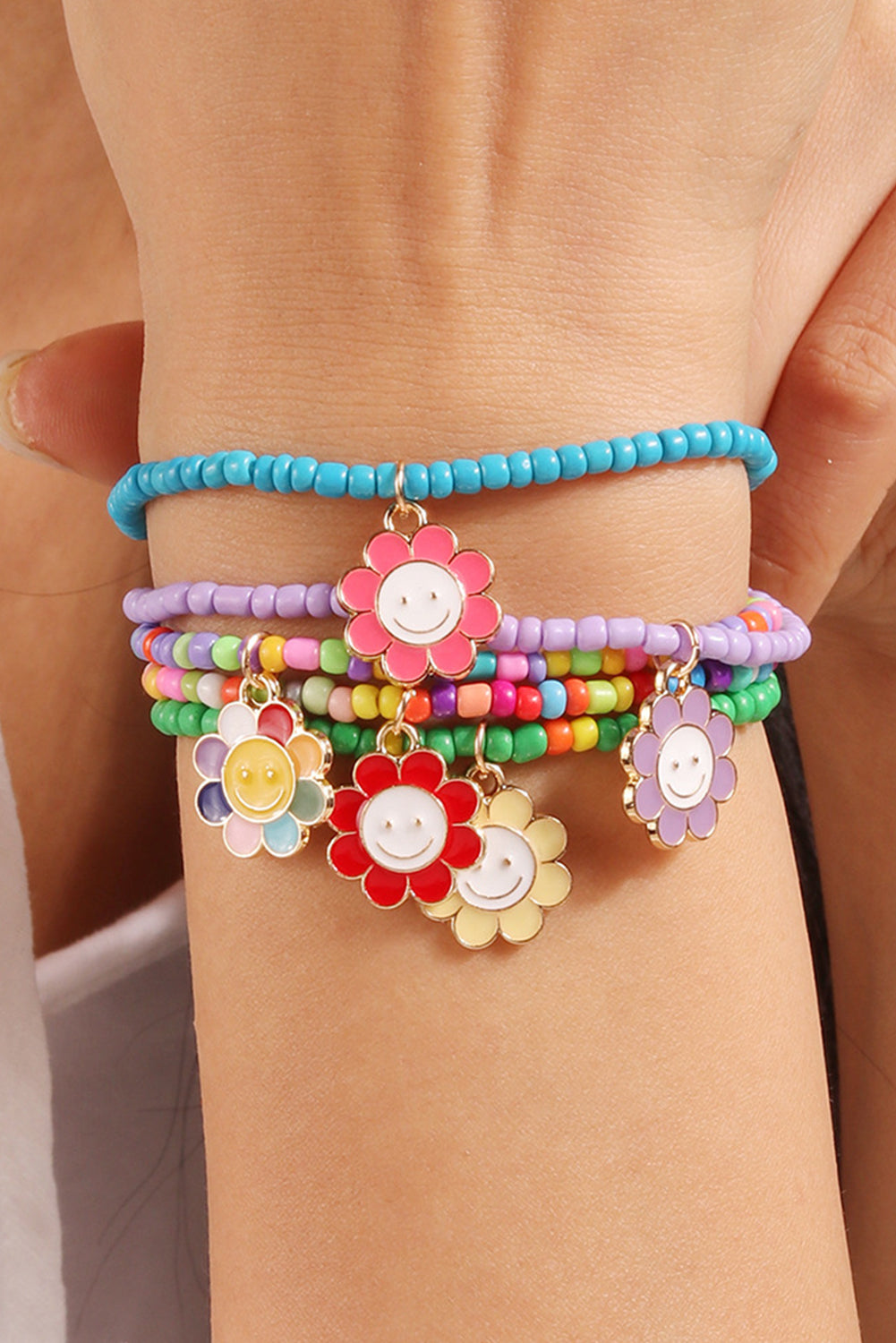 Light Blue 5pcs Smiley Flower Pendant Beaded Bracelet Set - Snoopy's Closet
