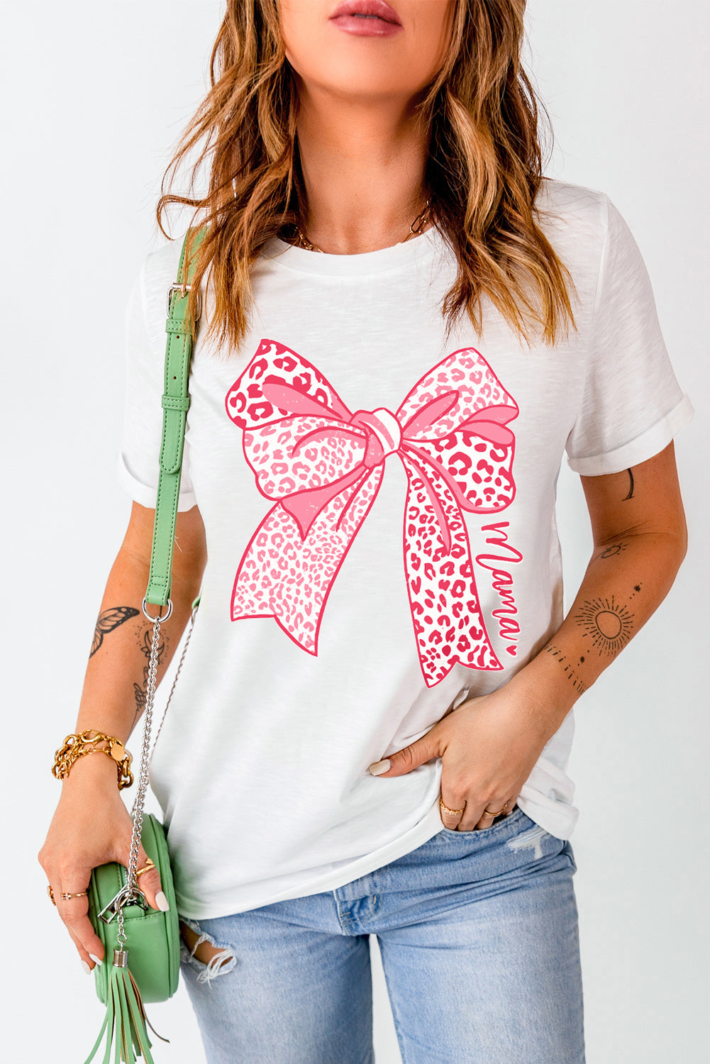 Camiseta de Moda para el Día de la Madre con Gráfico de Lazo y Leopardo Blanco