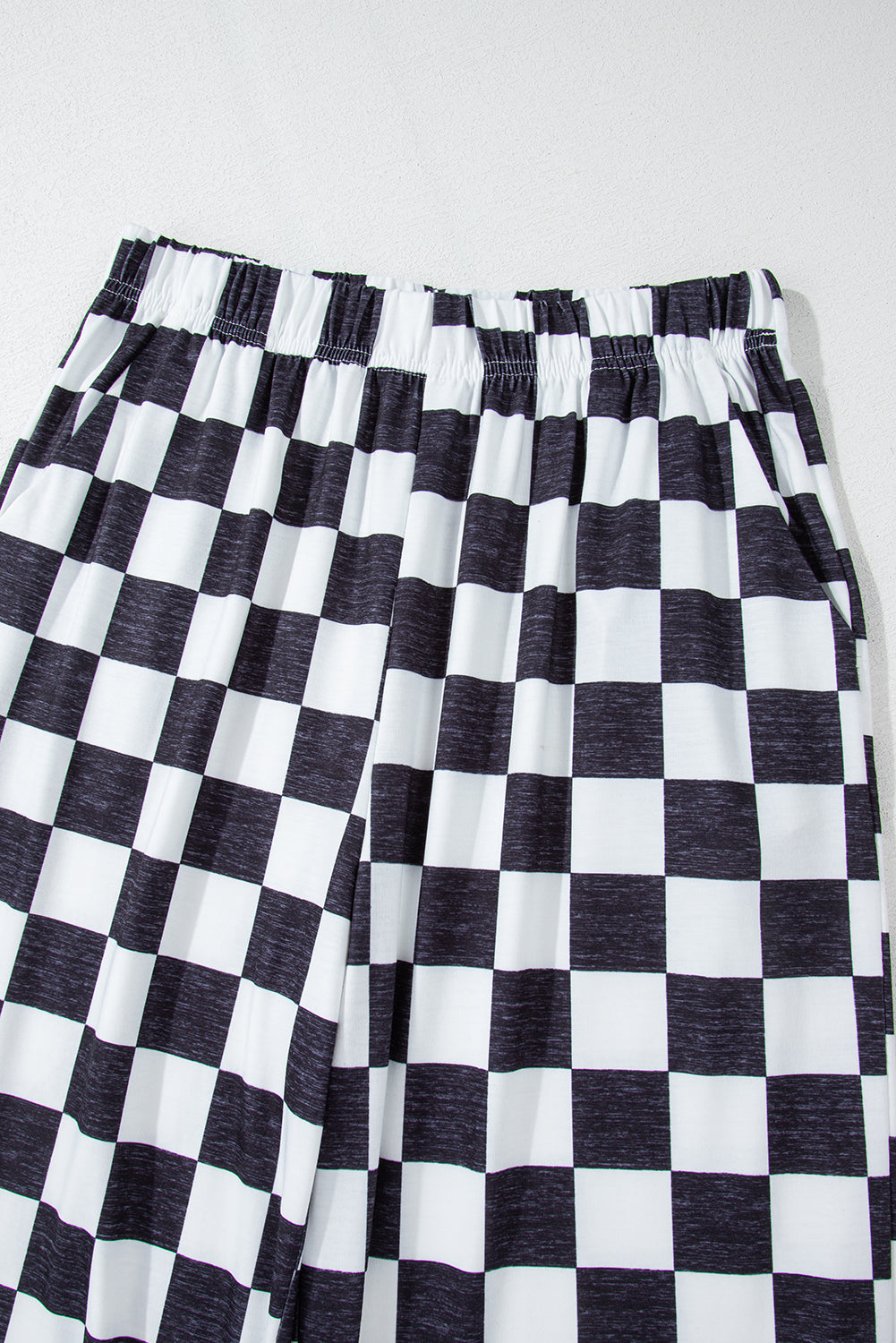 Pantalones anchos de cintura alta con estampado a cuadros de dos tonos negros