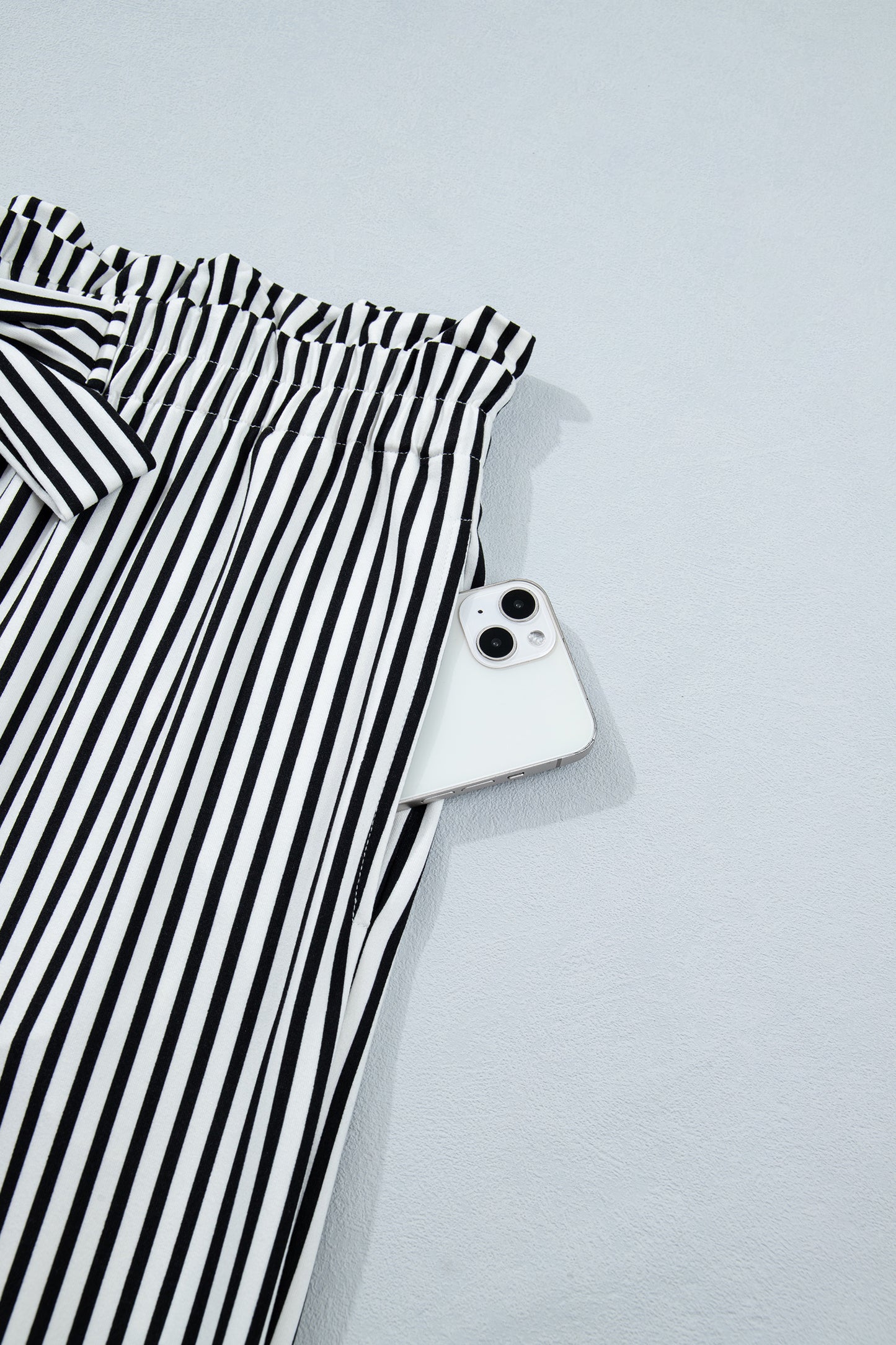 Pantalones casuales rectos holgados de talla grande con rayas negras