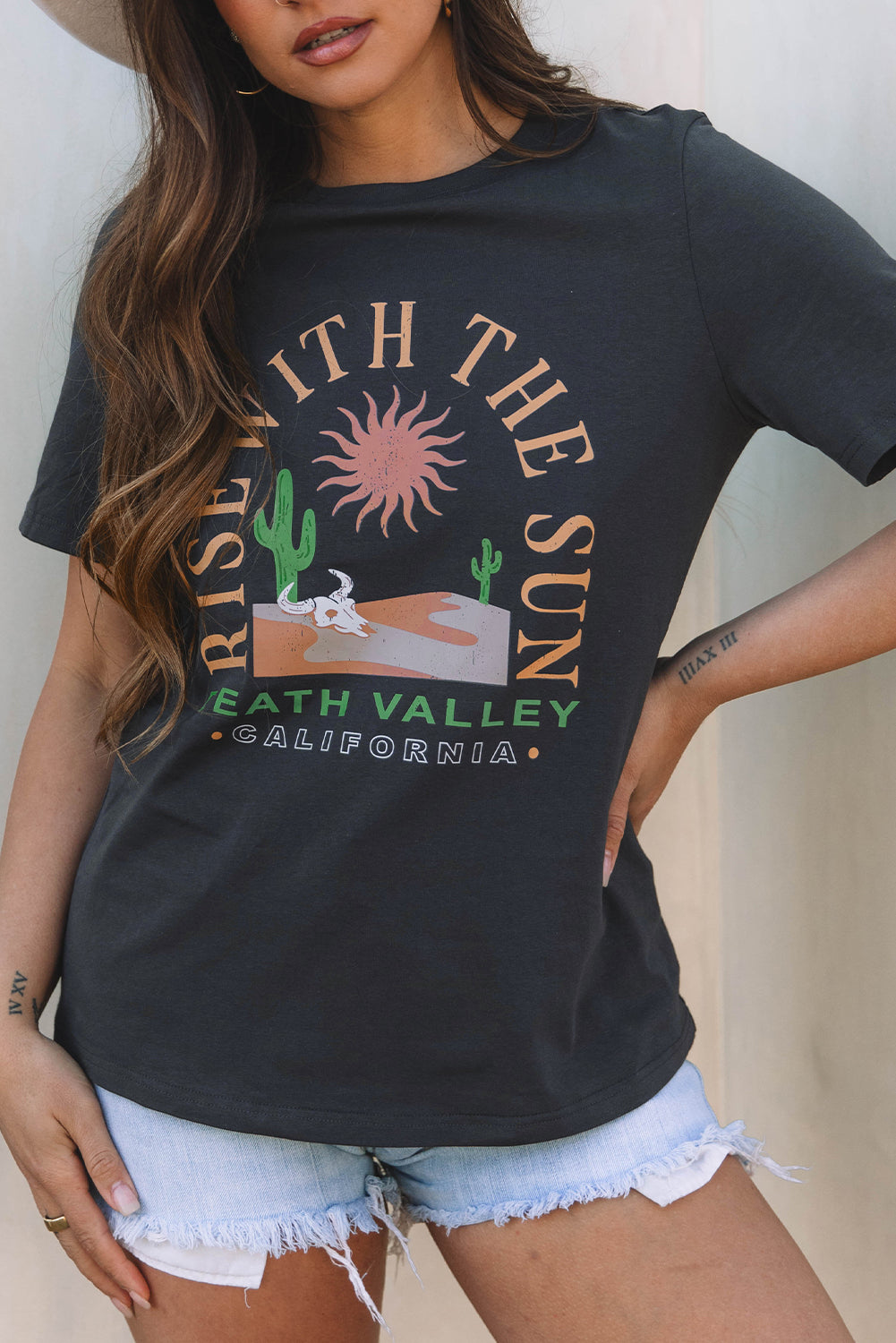 Dark Grey RISE WITH THE SUN Western Fashion Graphic Tee - Snoopy's Closet