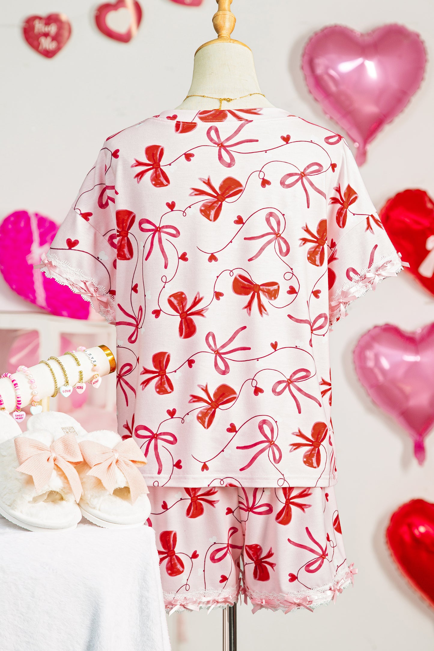 Conjunto de 2 piezas de blusa holgada con estampado de lazo romántico rojo y shorts con cordón para estar en casa