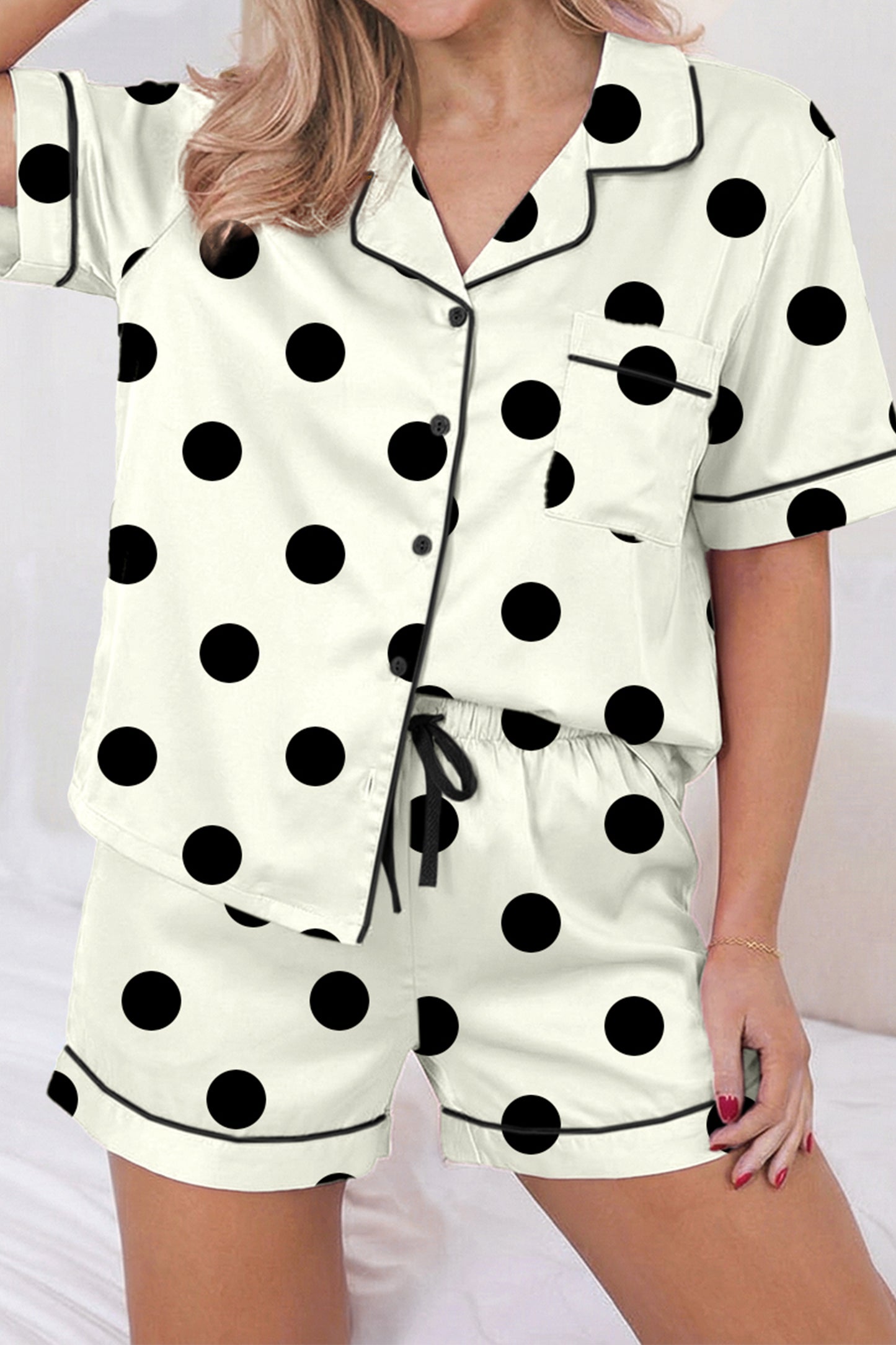 Conjunto de pijama de 2 piezas de camisa con solapa con estampado de lunares/camuflaje beige y cordón de ajuste
