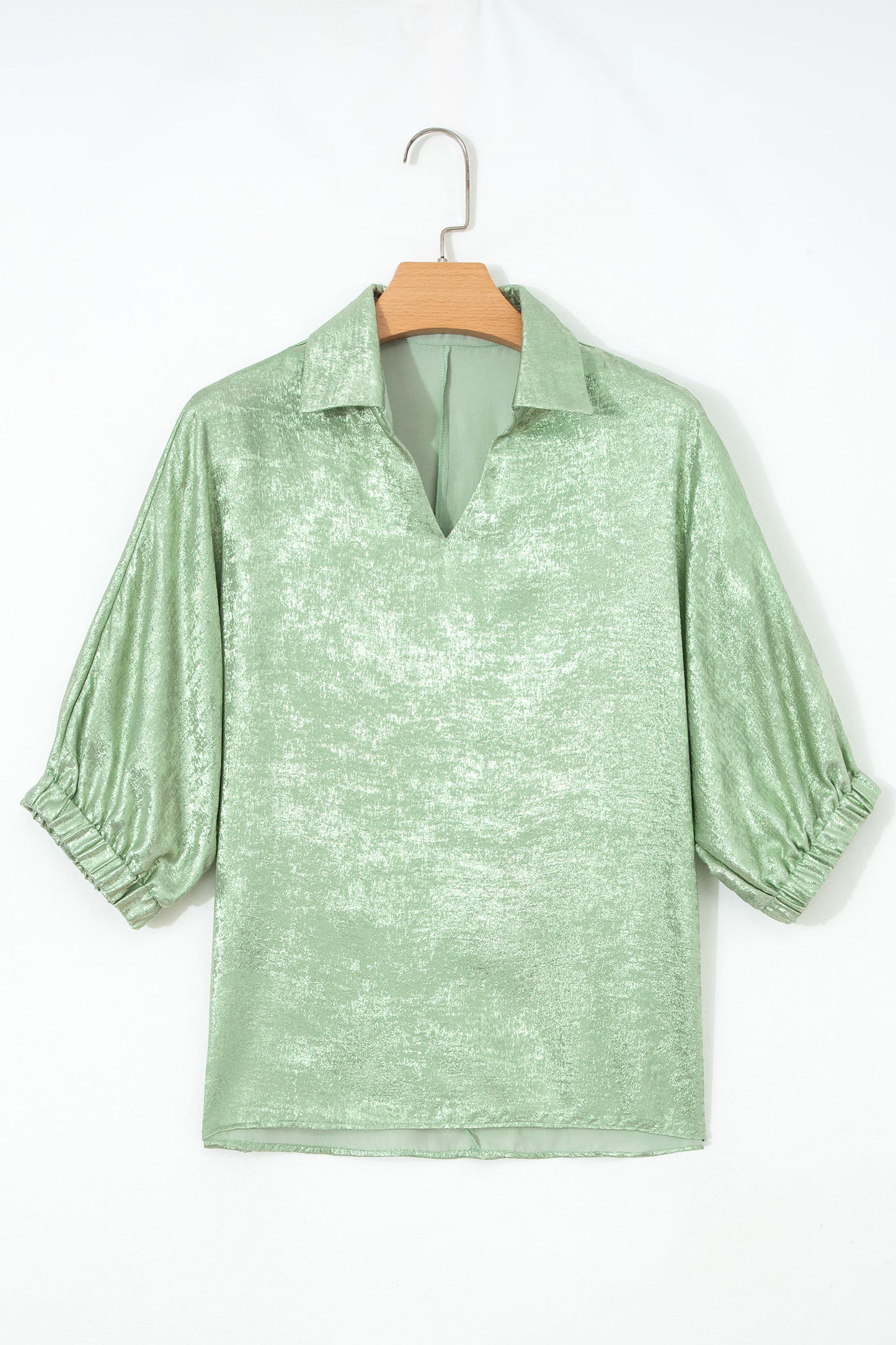 Top metálico de manga tres cuartos con cuello en V en color Aqua