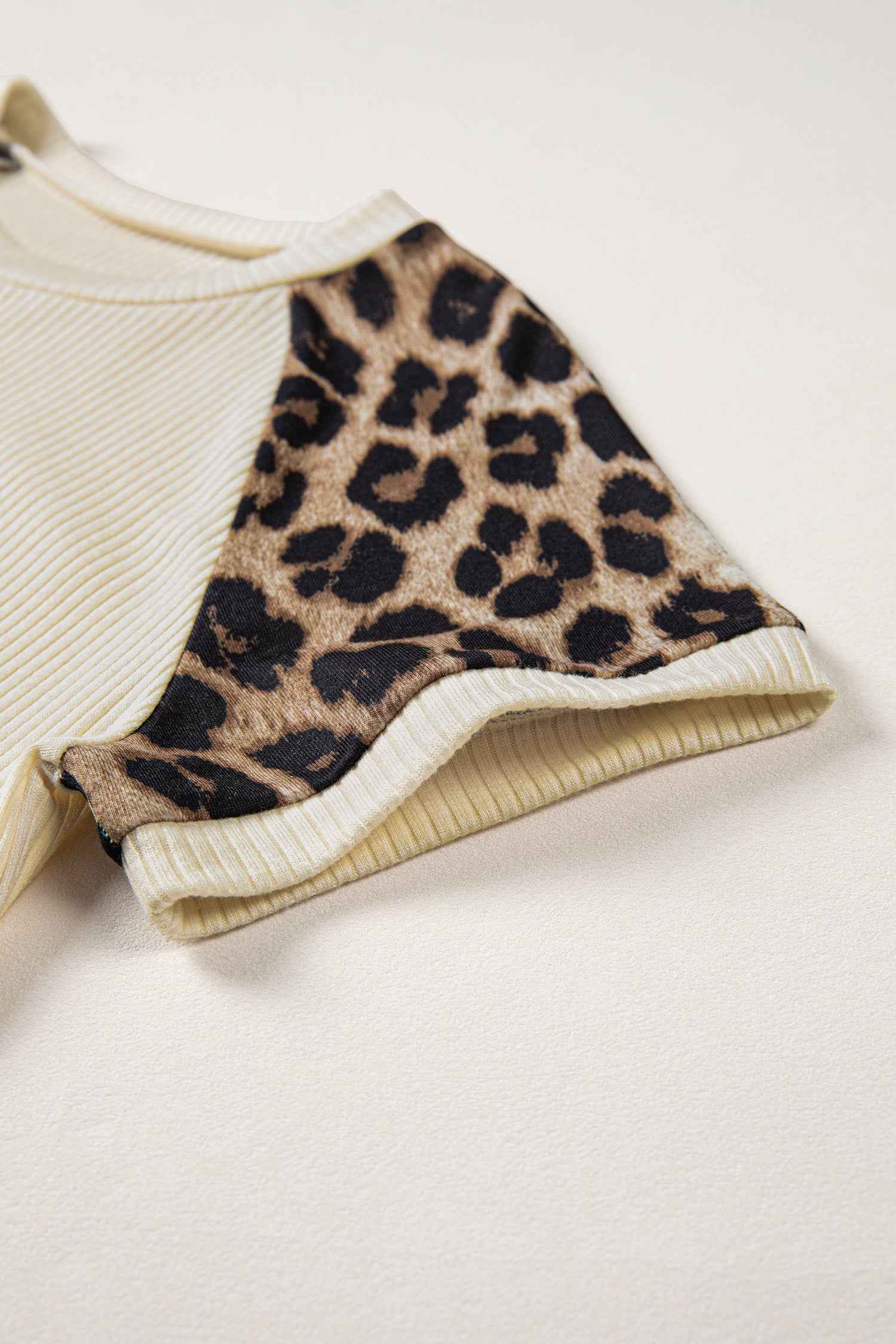 Apricot Ribbed Color Block Leopard Contrast Sleeve Loose Tee