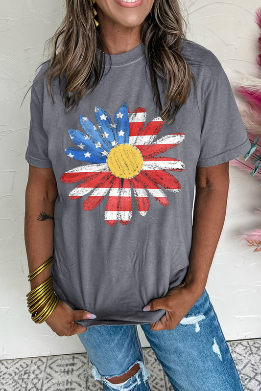Camiseta con cuello redondo y estampado de girasol con diseño de bandera gris