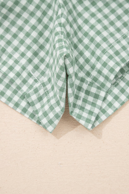 Pantalones cortos de talla grande con estampado de cuadros y ribete verde en contraste