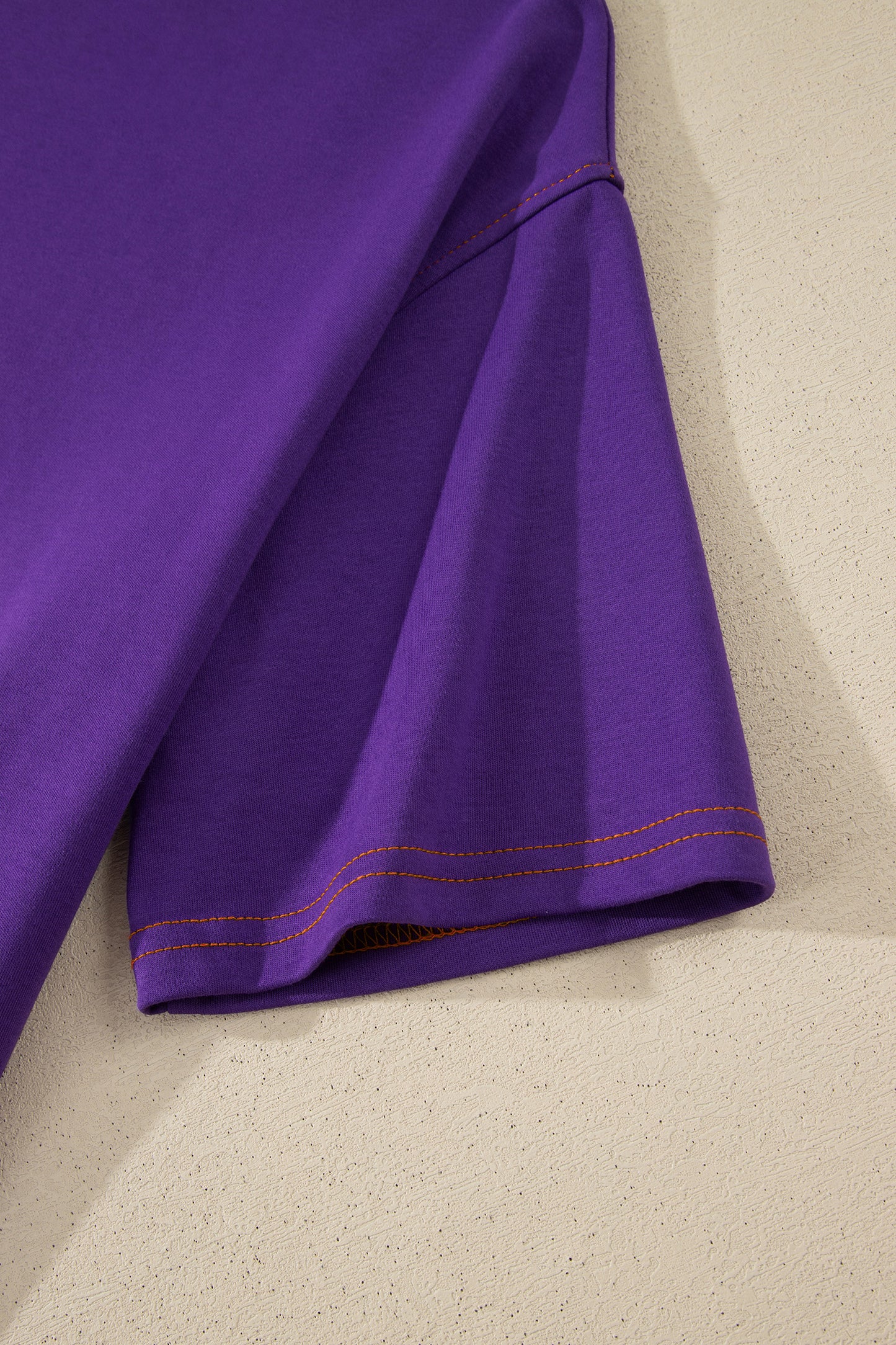 Camiseta Tillandsia Morada Reversible con Costuras a Contraste