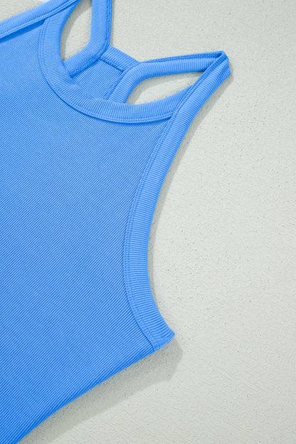 Conjunto de 2 piezas de top sin mangas ajustado azul cielo y shorts elásticos de cintura alta