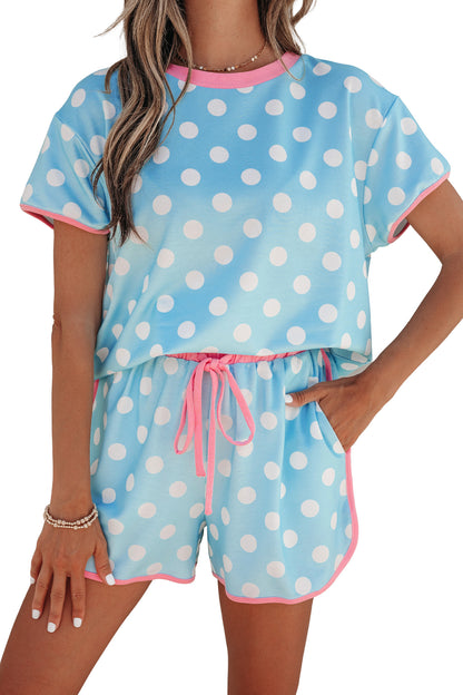 Conjunto casual corto azul cielo con lunares y borde en contraste