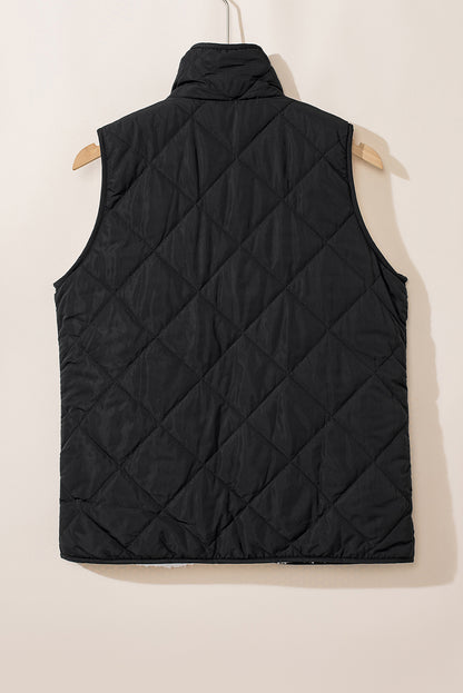 Abrigo tipo chaleco acolchado con cremallera y forro polar negro