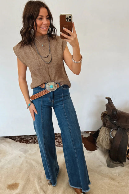 Suéter sin mangas holgado de cuello alto de punto acanalado color beige francés claro liso