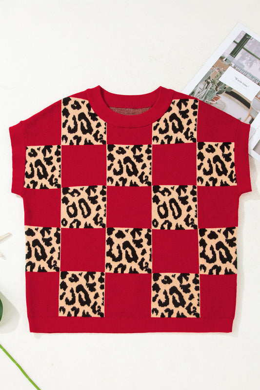 Suéter de punto de manga corta con estampado de tablero de ajedrez y leopardo rojo