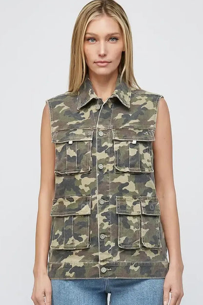 Chaleco vaquero de camuflaje verde tipo cargo