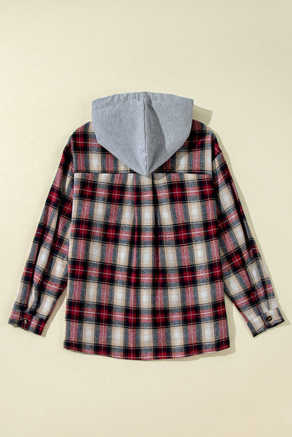 Chaqueta con capucha y bolsillos en el pecho con botones y estampado de cuadros escoceses rojos