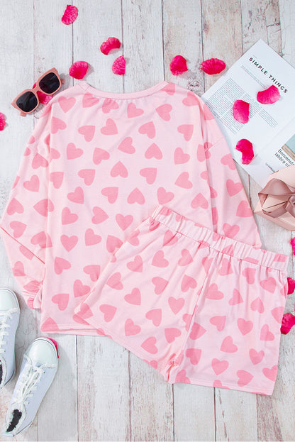 Conjunto de salón de top de manga larga y pantalón corto con estampado de corazones rosas de San Valentín