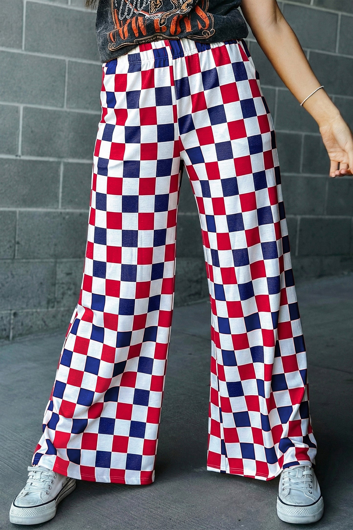 Pantalón de pernera ancha de talle alto con estampado a cuadros de dos tonos en rojo