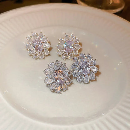 White Gold Flower Stud Earrings Crystal Rhinestone Claw Setting Romantic Wedding Jewelry For Women