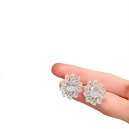 White Gold Flower Stud Earrings Crystal Rhinestone Claw Setting Romantic Wedding Jewelry For Women
