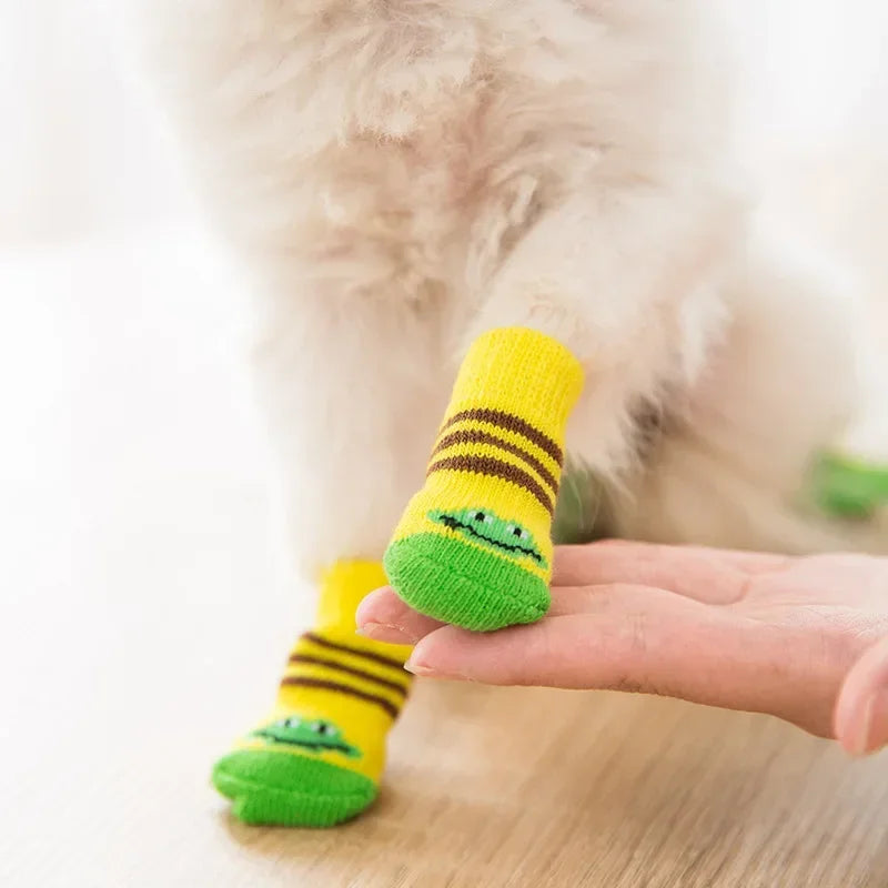 4pcs/set Dog Socks Cute Pattern Foot Covers Warm Anti Slip Shoes Puppy Paw Protector Christmas Gift Pet Accessories