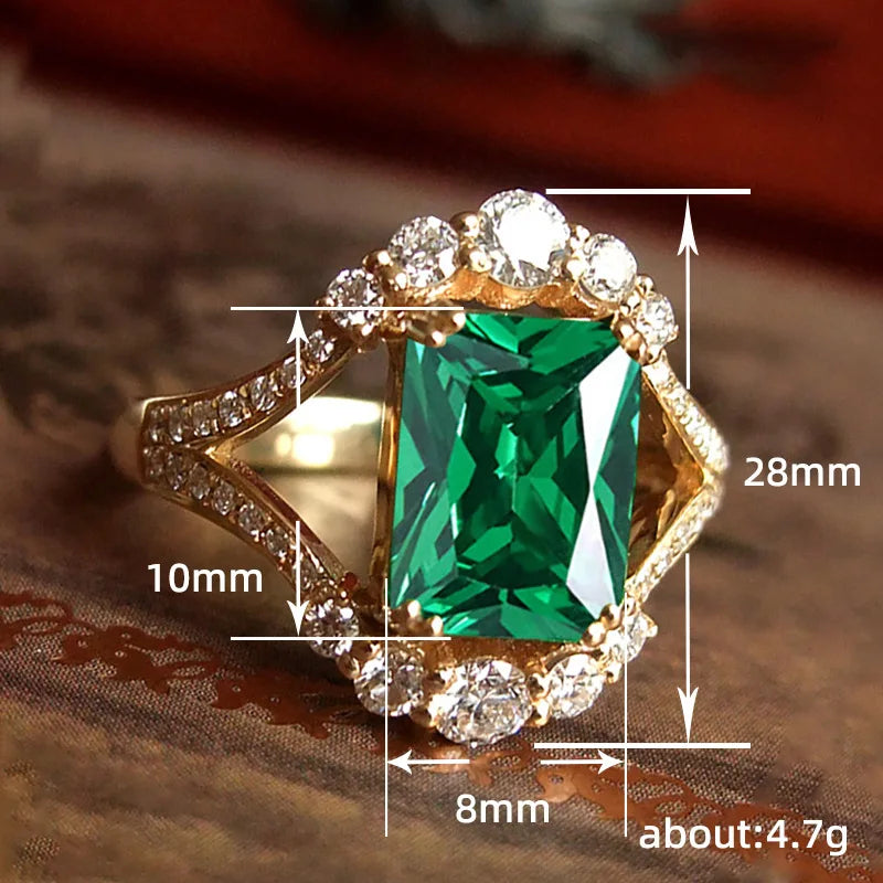European and American Anniversary Couple Gift: European and American New Geometric Ring Luxury Green Zircon Accessory