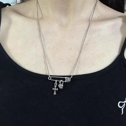 S925 Sterling Silver, Retro and Old Peach Heart Cross Pin Necklace, European and American Men's and Women's Personalities