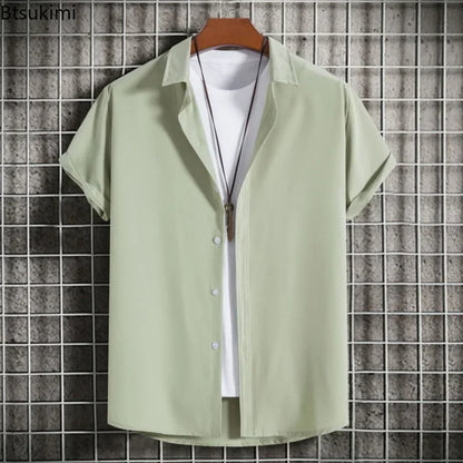 Nuevas camisas de manga corta para hombre, moda, lisas, informales, cárdigan con solapa, tops para hombre, blusa cómoda de un solo botón, camisas de playa de verano