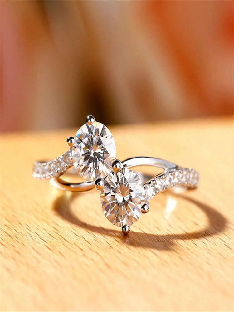 European and American Anniversary Couple Gift: European and American New Geometric Ring Luxury Green Zircon Accessory