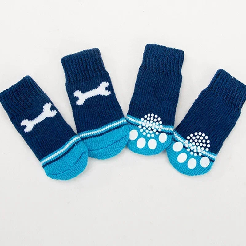 4pcs/set Dog Socks Cute Pattern Foot Covers Warm Anti Slip Shoes Puppy Paw Protector Christmas Gift Pet Accessories